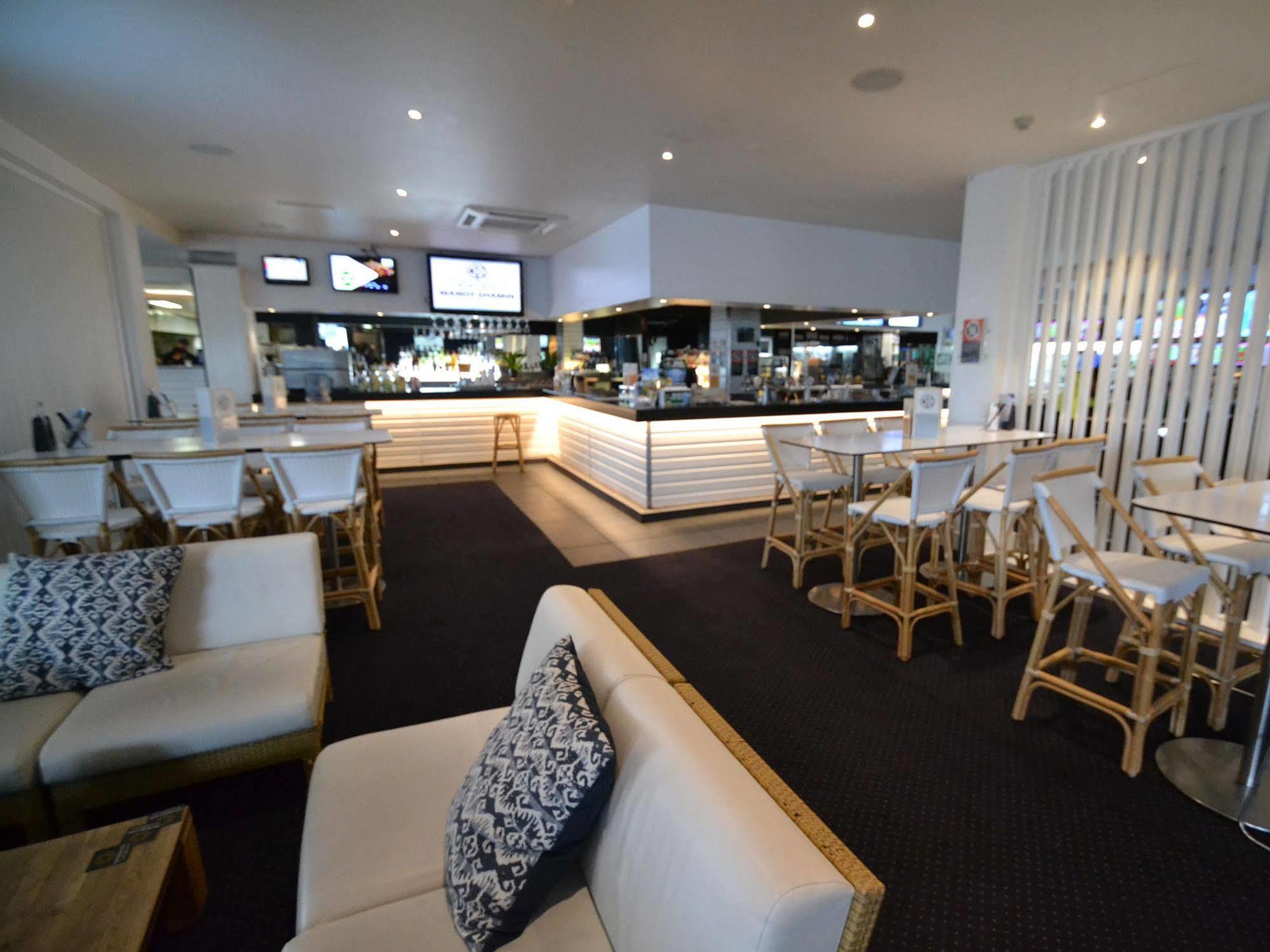 Crossroads Hotel Liverpool Extérieur photo